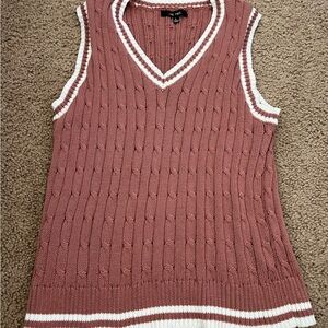 Love Tree Mauve Cable Knit Vest